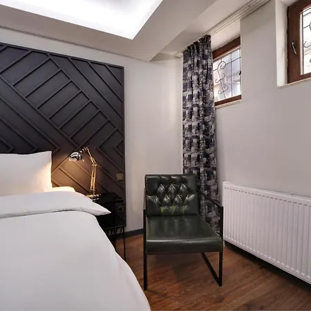 Xenia Otel 3*