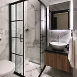 酒店 Xenia 3*