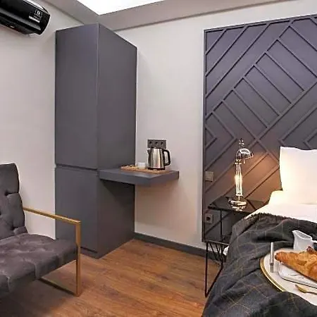 Hotel Xenia