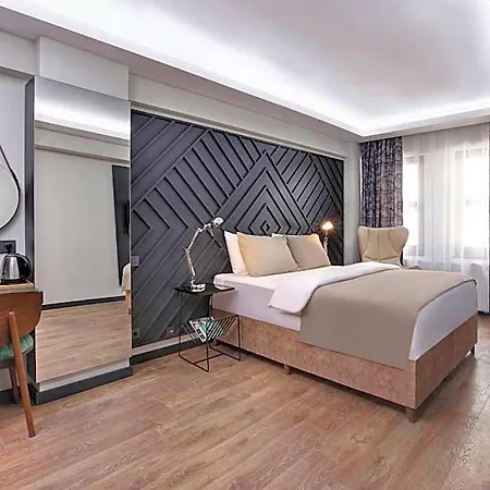 Xenia 3*