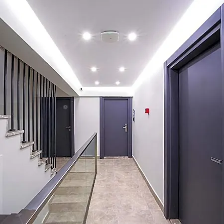 Hotel Xenia