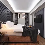 Hotel Xenia 3*