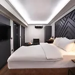 Hotel Xenia
